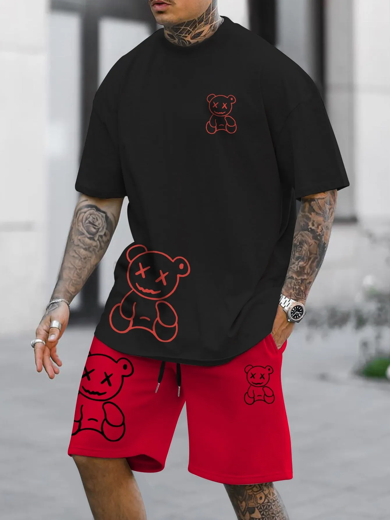 Manfinity Homme Men's Cartoon Bear Print Crew Neck Short Sleeve T-Shirt And Drawstring Pocket Shorts Set